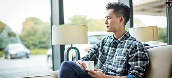 衬衫加工：夏天男士衬衫搭配技巧