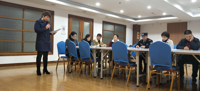 赵芳同志在刘潭服装专题学习十九大会议中通过入党转正申请