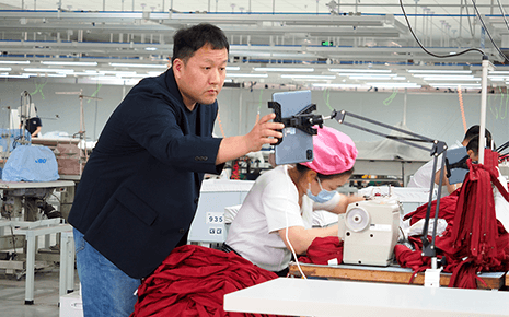 刘潭服装：搭乘数字化快车，传统“制造”变“智造”