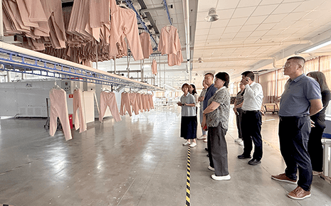 刘潭服装迎来投资考察团：共谋产业升级新方向