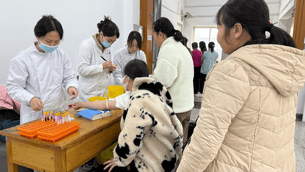 刘潭服装：关怀入微，员工健康有“医”靠