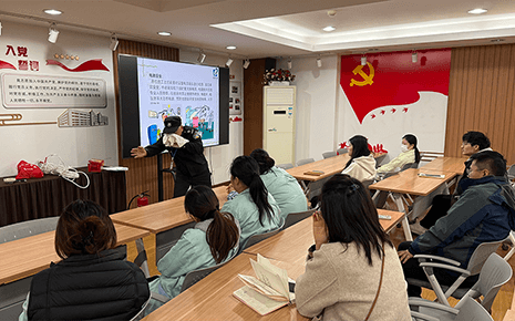 刘潭服装：新员工入职培训，筑牢安全防线