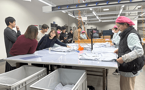 刘潭服装迎印尼良品客人：共探AI智能生产与管理实践