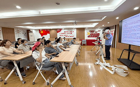 筑牢安全防线 赋能新人启航｜刘潭服装开展新员工入职培训